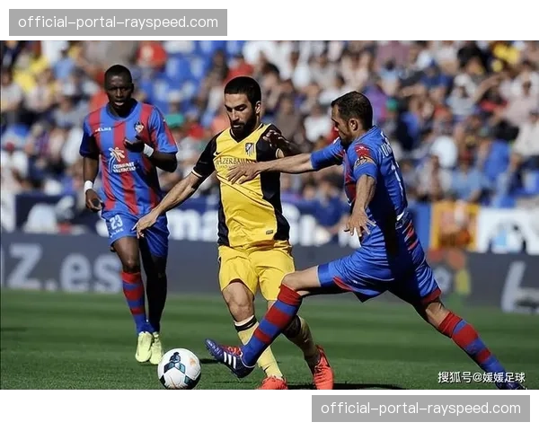 沙特联：利雅得新月2-0胜利雅得胜利，联赛不败纪录扩大至28场