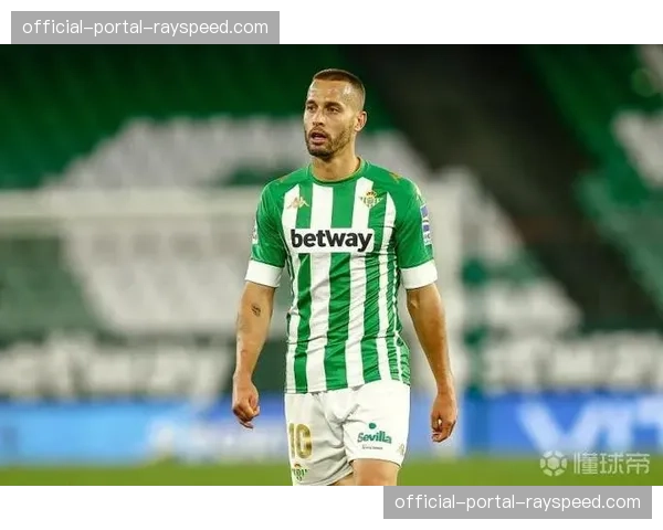 专访皇家贝蒂斯中场老将卡纳莱斯：“控制节奏比盲目追求转换速度更重要”